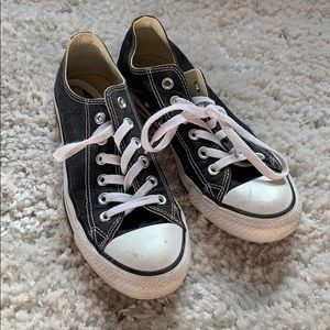 Black and White Converse All Star Size 7